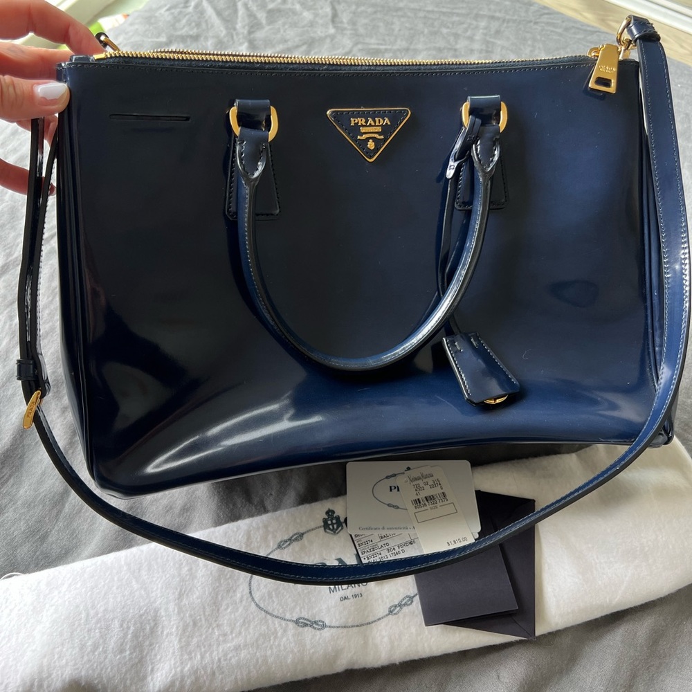 Prada spazzoloto tote bag navy blue gold authentic
